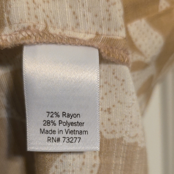 LC Lauren Conrad Tan Floral Blouse - Picture 3 of 8